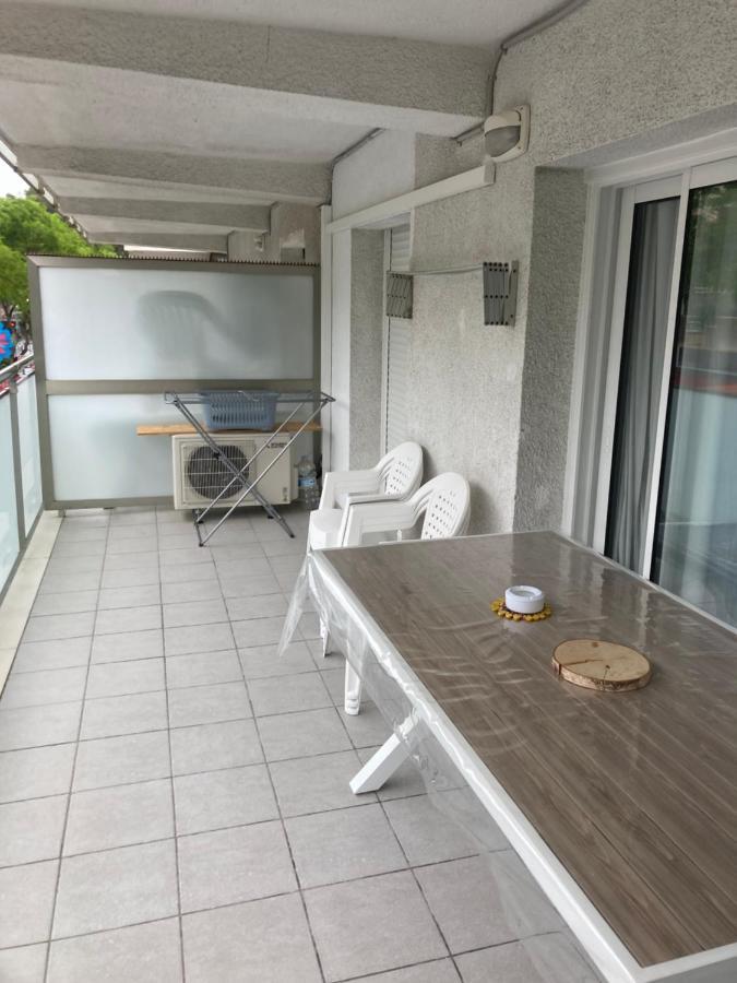 Chez Chantal 3 Chambres Au Centre Touristique De Salou Avec Garage Exteriör bild