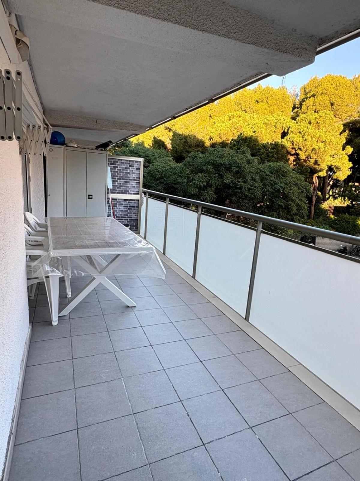 Chez Chantal 3 Chambres Au Centre Touristique De Salou Avec Garage Exteriör bild